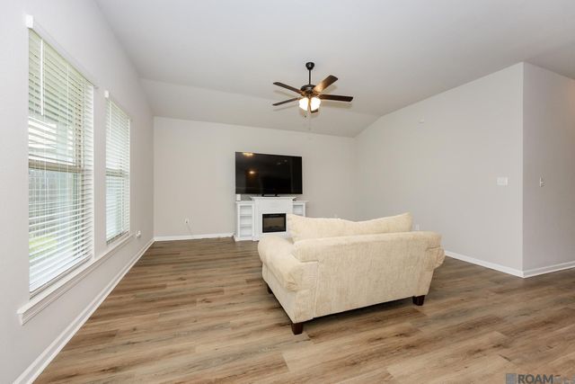 59810 Clifts Cove Dr, Plaquemine, LA 70764