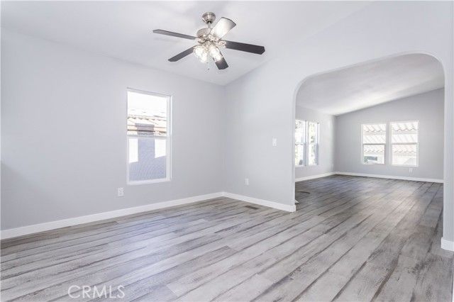 24303 Woolsey Canyon 97, Canoga Park (los Angeles), CA 91304