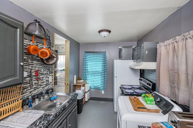 959-961 River Road, Rotterdam, NY 12306