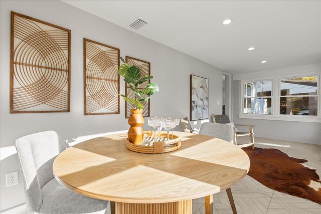 426 SUNRISE COURT, Orlando, FL 32803