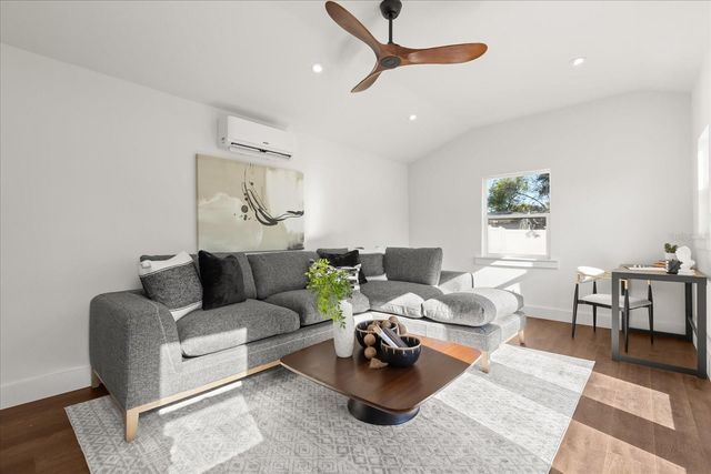 426 SUNRISE COURT, Orlando, FL 32803