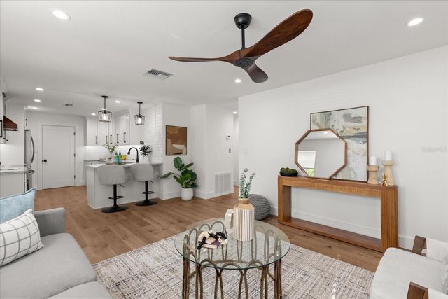 426 SUNRISE COURT, Orlando, FL 32803