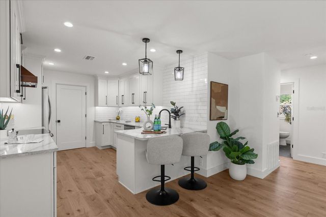 426 SUNRISE COURT, Orlando, FL 32803