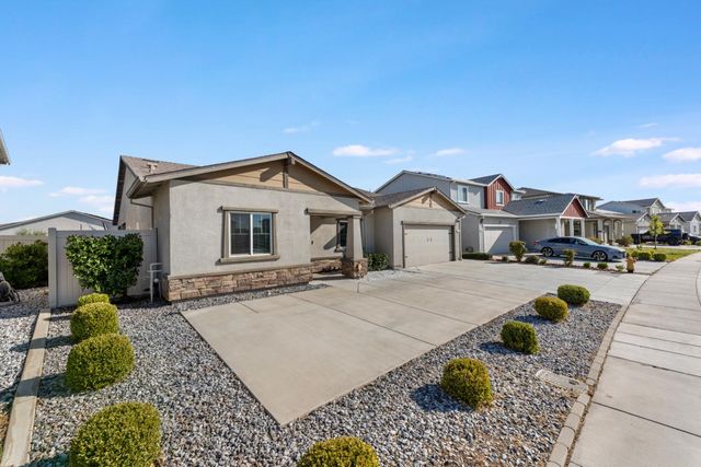 1585 Tannehill Dr, Manteca, CA 95337