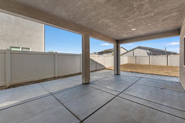 1585 Tannehill Dr, Manteca, CA 95337
