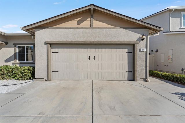 1585 Tannehill Dr, Manteca, CA 95337