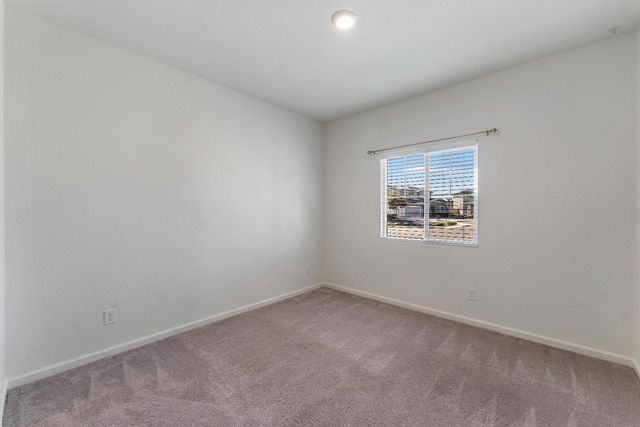 1585 Tannehill Dr, Manteca, CA 95337