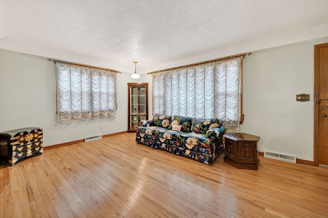 4019 Columbia Street, Des Moines, IA 50313