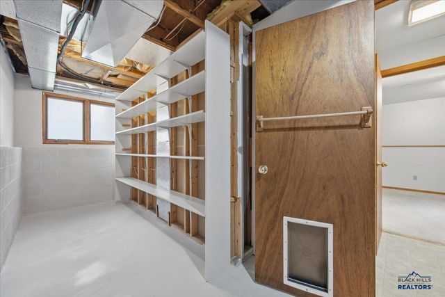 1440 LOOKOUT VALLEY CT, Spearfish, SD 57783