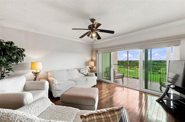 1200 COUNTRY CLUB DRIVE 5505, Largo, FL 33771