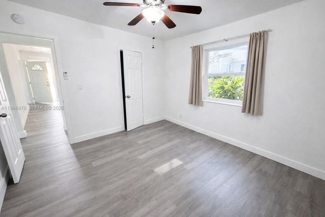 3450 SW 7th St 3450, Miami, FL 33135