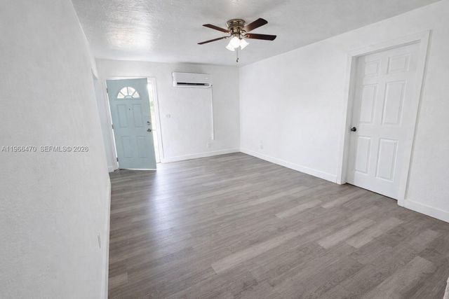 3450 SW 7th St 3450, Miami, FL 33135