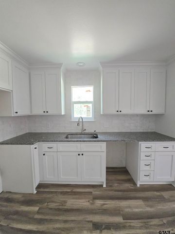 258 Ella Ln., Bullard, TX 75757