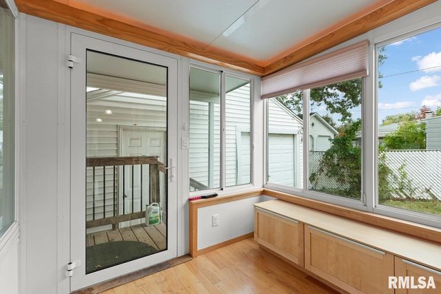 5029 N BEST Street, Peoria Heights, IL 61616