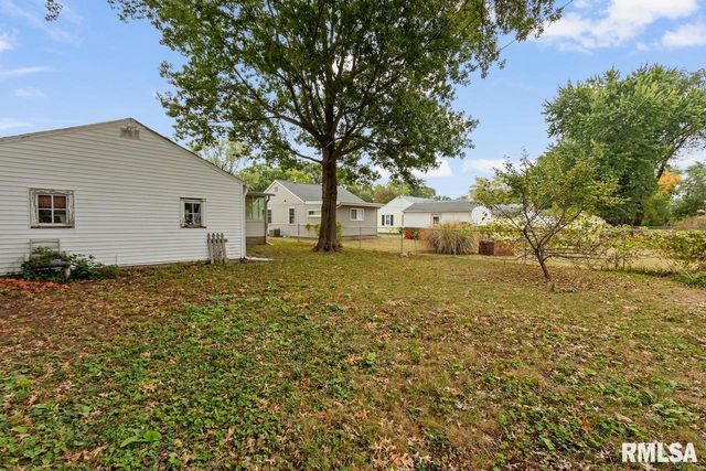 5029 N BEST Street, Peoria Heights, IL 61616