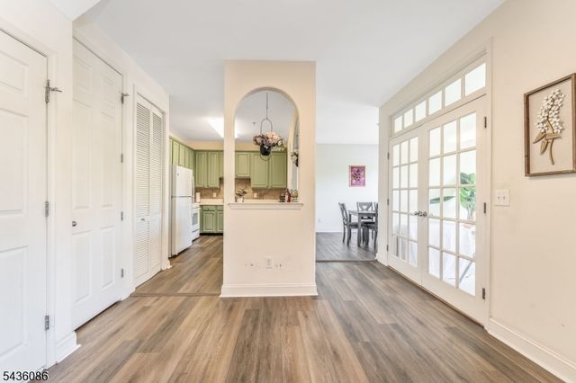 62 Limerick Ln, Lopatcong Twp., NJ 08865
