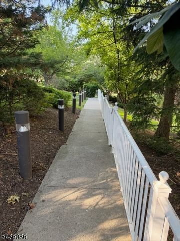 62 Limerick Ln, Lopatcong Twp., NJ 08865