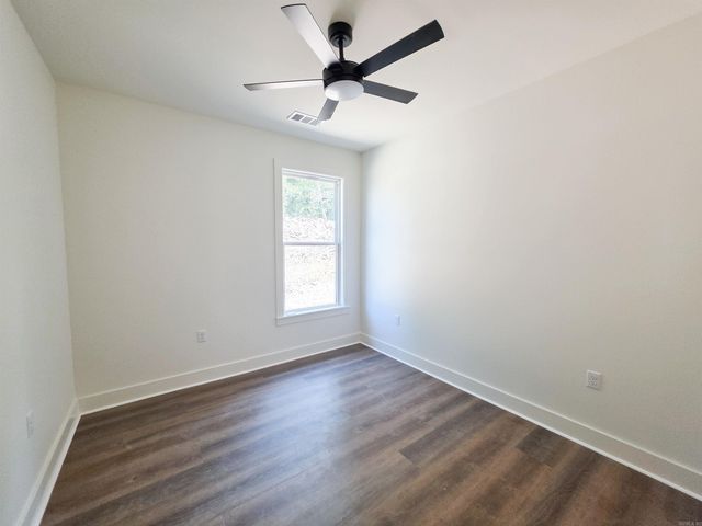563 Crepe Myrtle Loop, Cabot, AR 72023