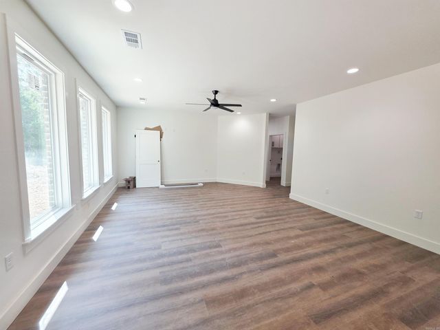 563 Crepe Myrtle Loop, Cabot, AR 72023