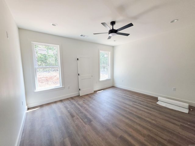 563 Crepe Myrtle Loop, Cabot, AR 72023