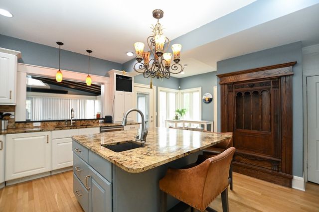 510 Knollwood Drive SE, Cedar Rapids, IA 52403