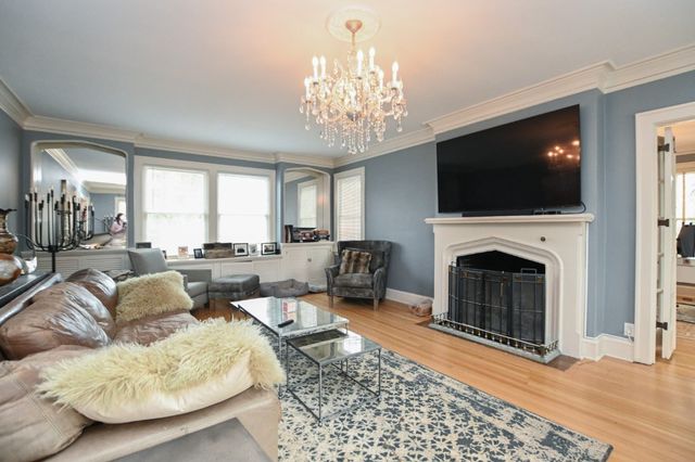 510 Knollwood Drive SE, Cedar Rapids, IA 52403