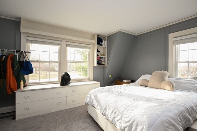 510 Knollwood Drive SE, Cedar Rapids, IA 52403