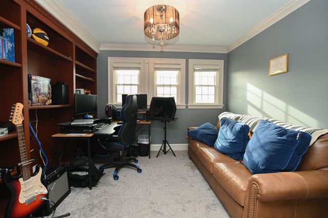 510 Knollwood Drive SE, Cedar Rapids, IA 52403