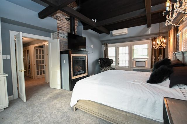 510 Knollwood Drive SE, Cedar Rapids, IA 52403