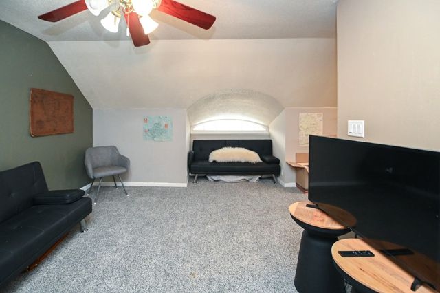 510 Knollwood Drive SE, Cedar Rapids, IA 52403