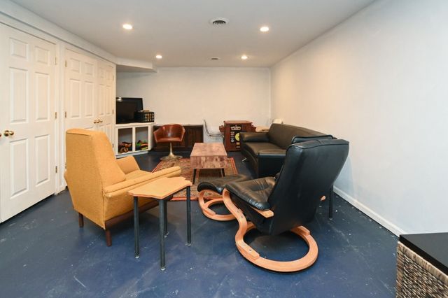 510 Knollwood Drive SE, Cedar Rapids, IA 52403