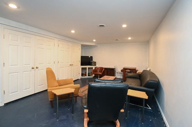 510 Knollwood Drive SE, Cedar Rapids, IA 52403