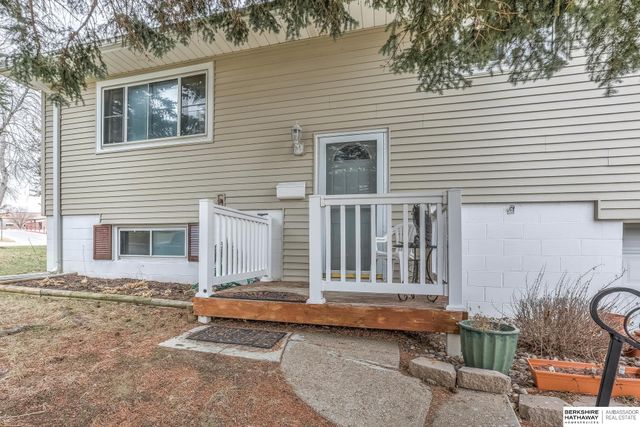 7301 S 81 Street, La Vista, NE 68128