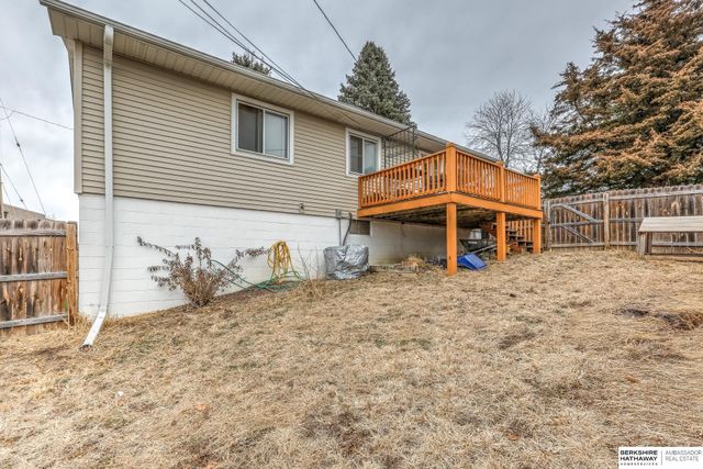 7301 S 81 Street, La Vista, NE 68128