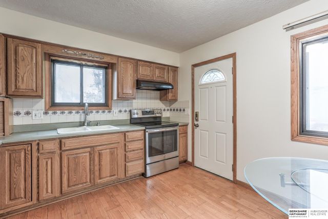 7301 S 81 Street, La Vista, NE 68128