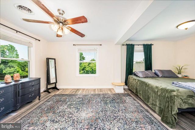 5968 GROVE HILL RD, Frederick, MD 21703
