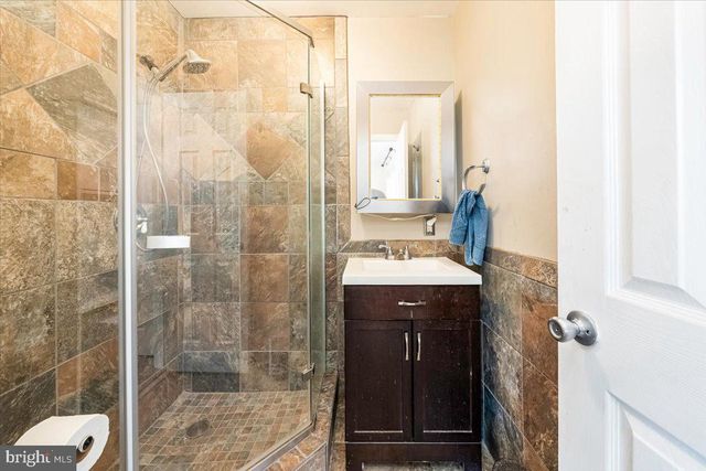 5968 GROVE HILL RD, Frederick, MD 21703