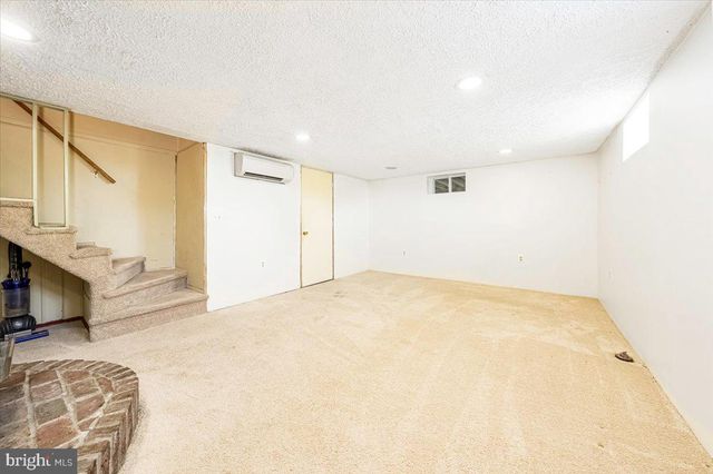 5968 GROVE HILL RD, Frederick, MD 21703