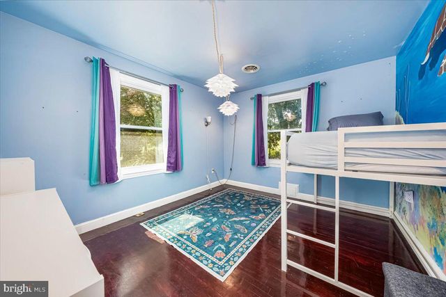 5968 GROVE HILL RD, Frederick, MD 21703