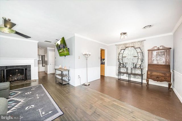 5968 GROVE HILL RD, Frederick, MD 21703