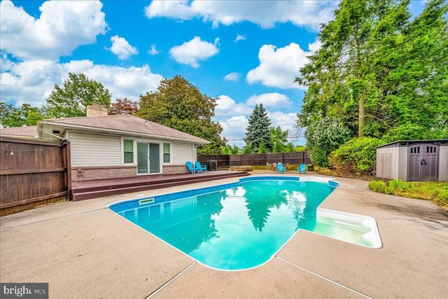 5968 GROVE HILL RD, Frederick, MD 21703