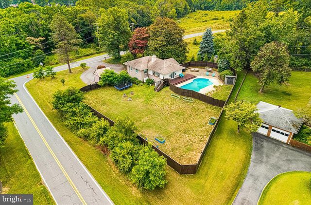5968 GROVE HILL RD, Frederick, MD 21703