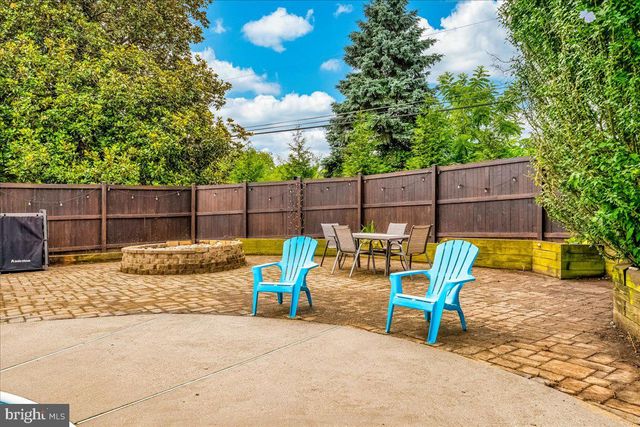 5968 GROVE HILL RD, Frederick, MD 21703