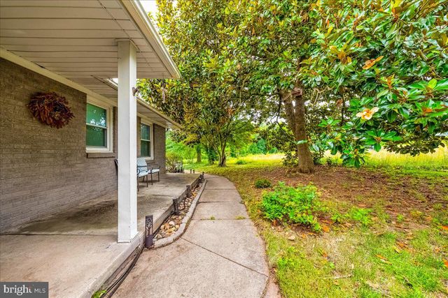 5968 GROVE HILL RD, Frederick, MD 21703