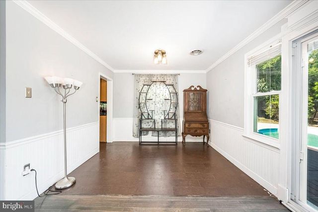 5968 GROVE HILL RD, Frederick, MD 21703