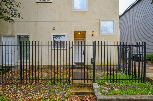 1610 Holman St Street, Houston, TX 77004