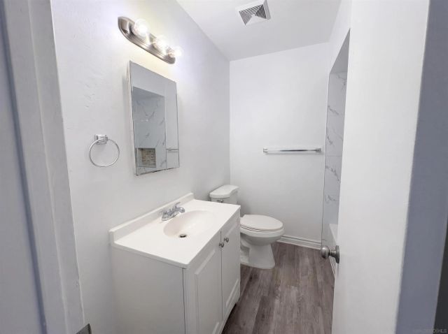 5219 Irwin, San Diego, CA 92120