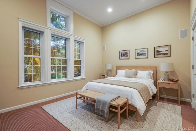 2 Heirloom Lane, Rye Brook, NY 10573