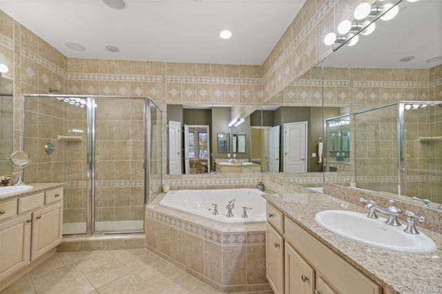 2 Heirloom Lane, Rye Brook, NY 10573