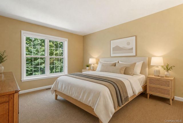 2 Heirloom Lane, Rye Brook, NY 10573
